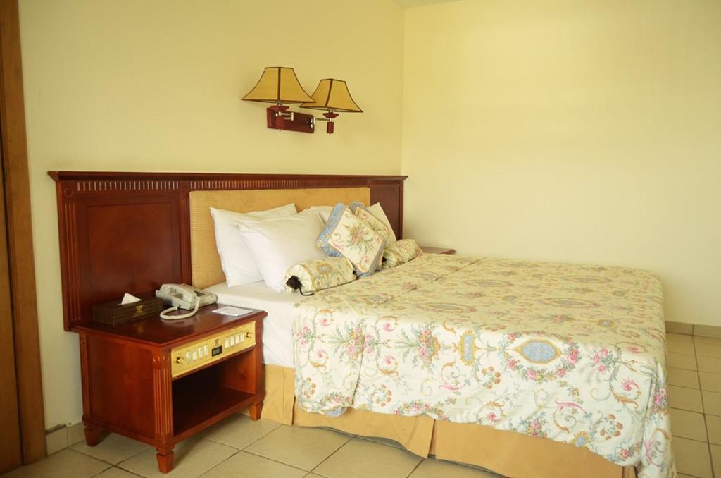 Mensvic Grand Hotel Accra Szoba fotó