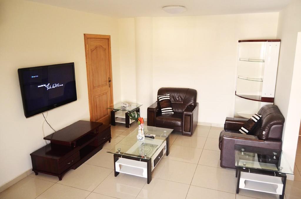 Mensvic Grand Hotel Accra Szoba fotó